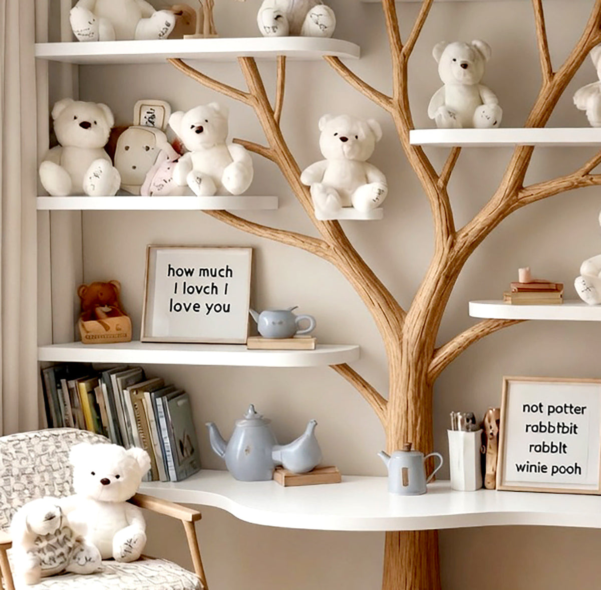 Handgefertigtes Bücherregal in Baumform – Organisches Holzdekor fürs Babyzimmer, Geschenk fürs Kinderzimmer