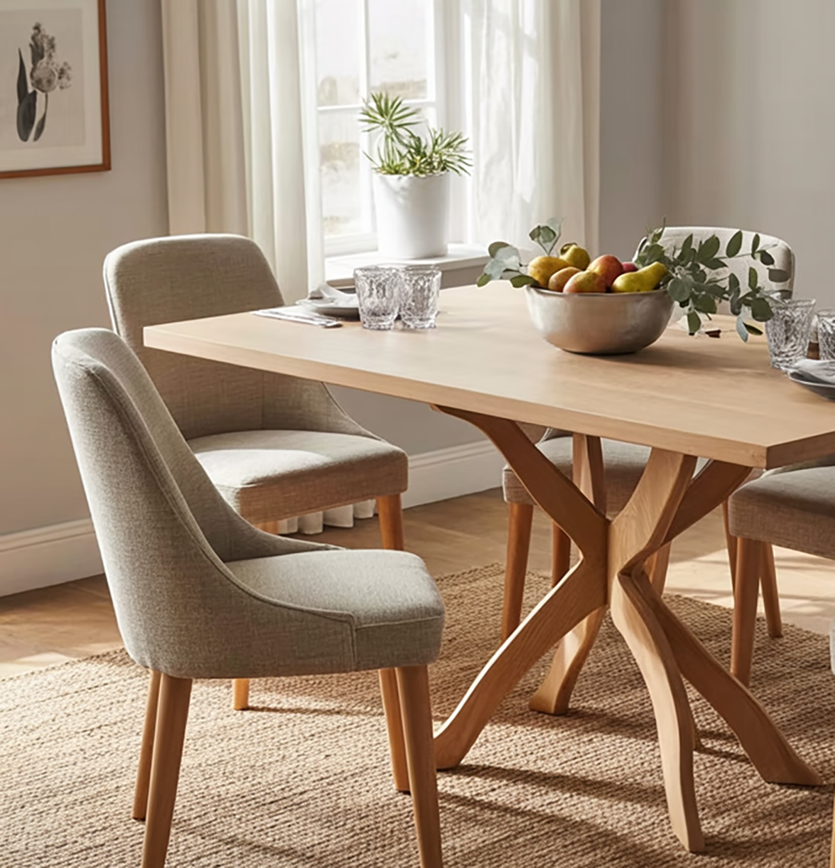 Moderner Holz-Esstisch für Familien-Esszimmerinterieurs