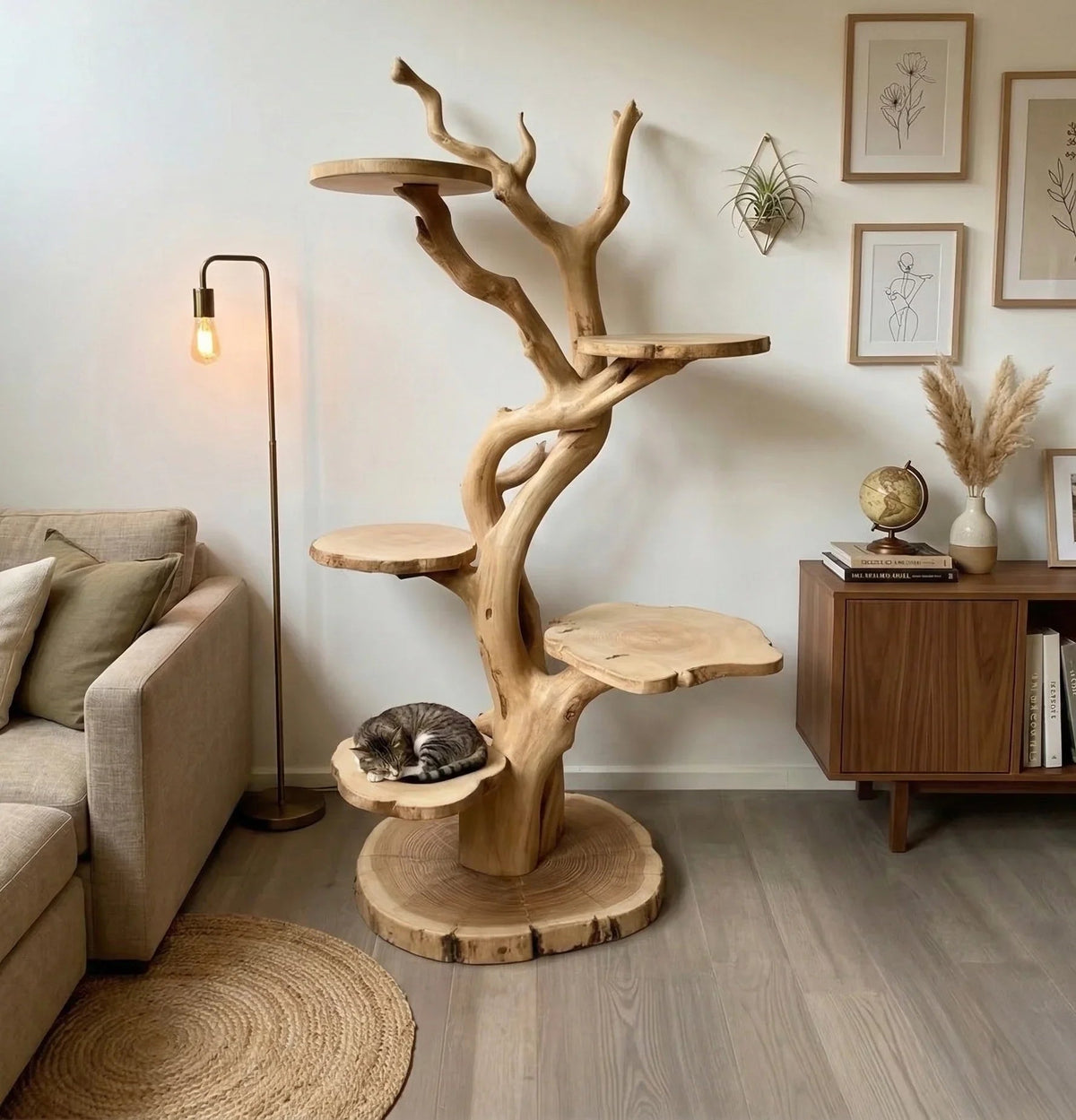 Kratzbaum-Möbel aus Holz – Moderner Katzenturm als Wohndekor