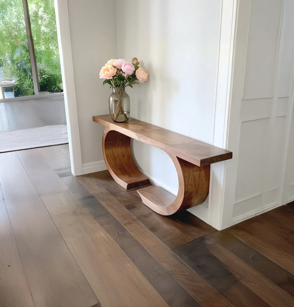 Handgefertigter Holz-Konsolentisch als Dekor für Flur oder Wohnzimmer