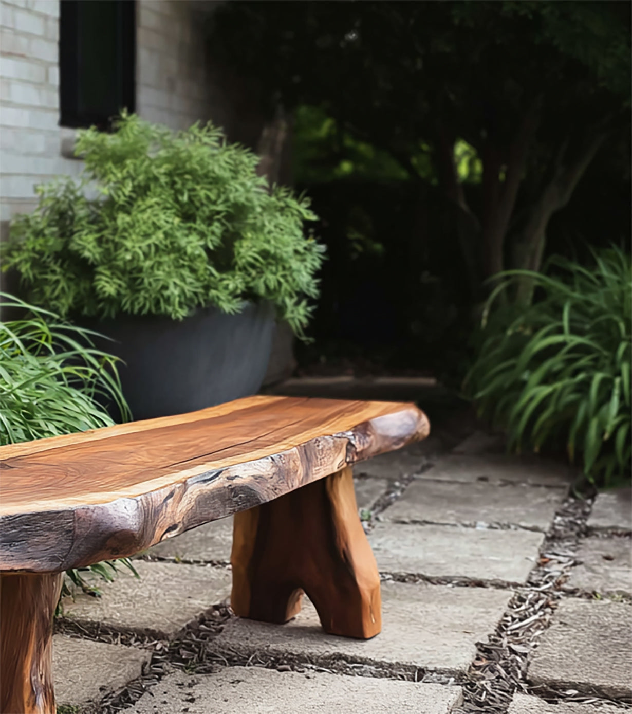 Walnuss-Bank mit Naturkante – Rustikale Massivholzbank für Flur & Esszimmer