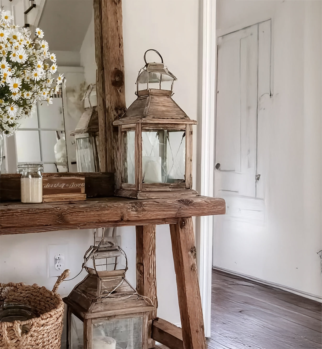 Rustikaler Landhaus-Consoltisch – handgefertigt aus Massivholz mit natürlichem Finish