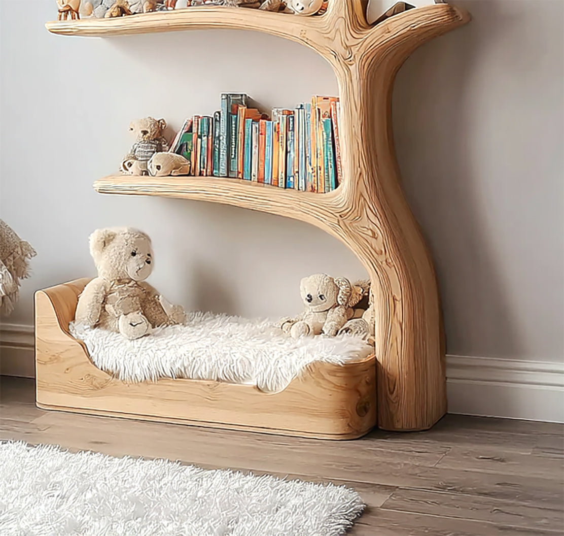 Handgefertigtes Kinder-Baumregal aus Holz – rustikales Eck- oder Astregal