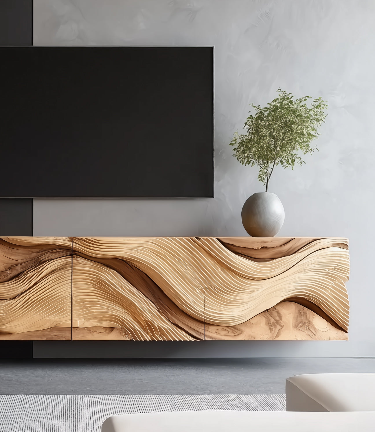 TV-Board mit Baumkante – Rustikal, schwebend & handgefertigt