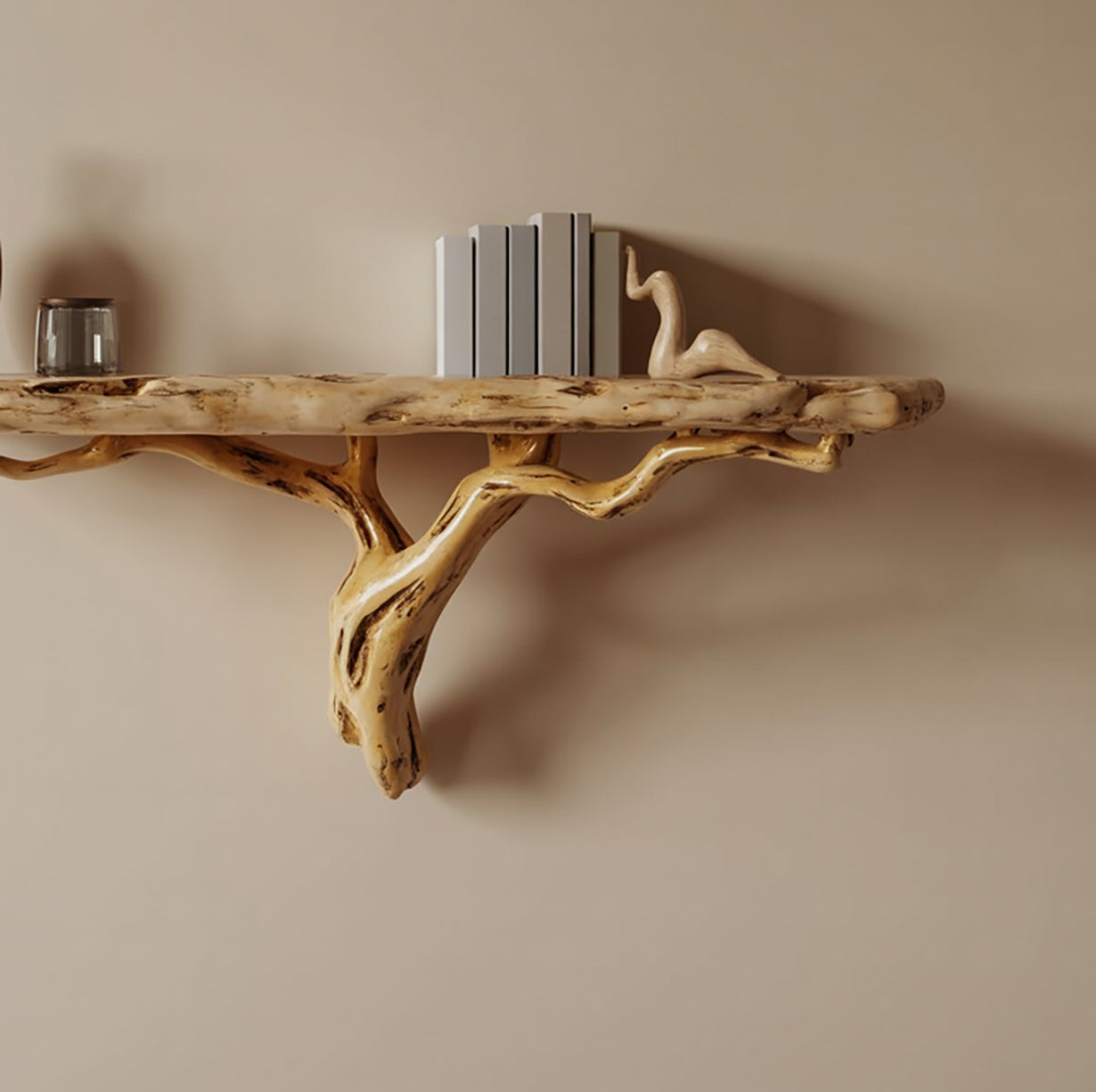 Tree Branch Floating Bücherregal aus recyceltem Massivholz