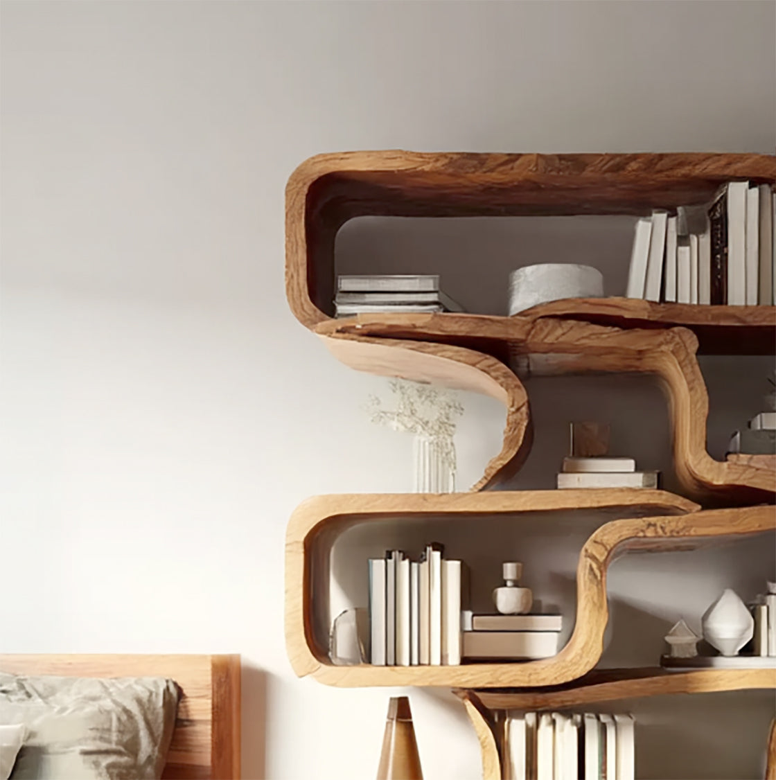 Handgefertigtes Massivholz-Bücherregal – Modernes & Künstlerisches Design