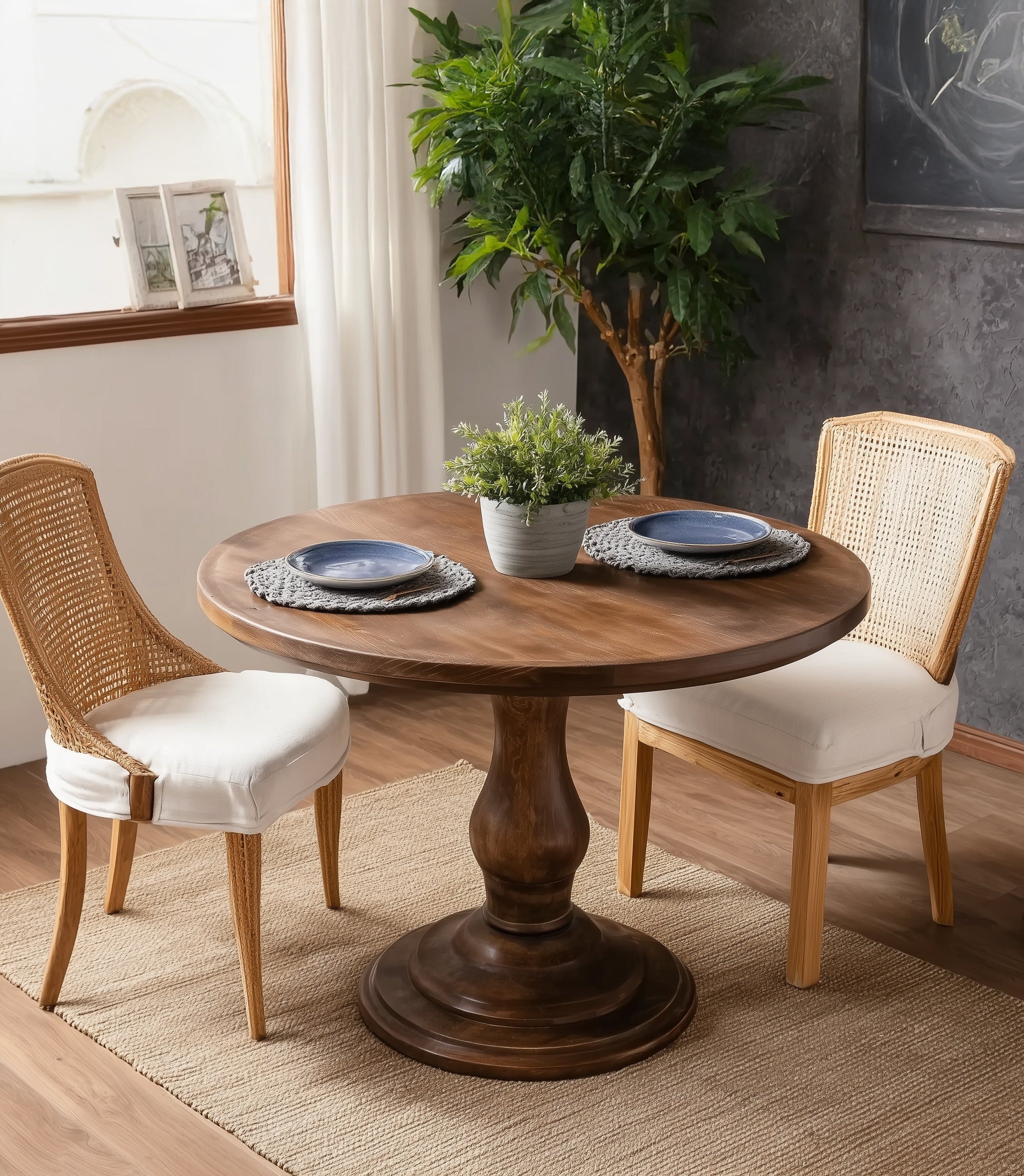 Runder Eichen-Esstisch – Tulpenfuß, 2–6 Personen, Esszimmer & Küche