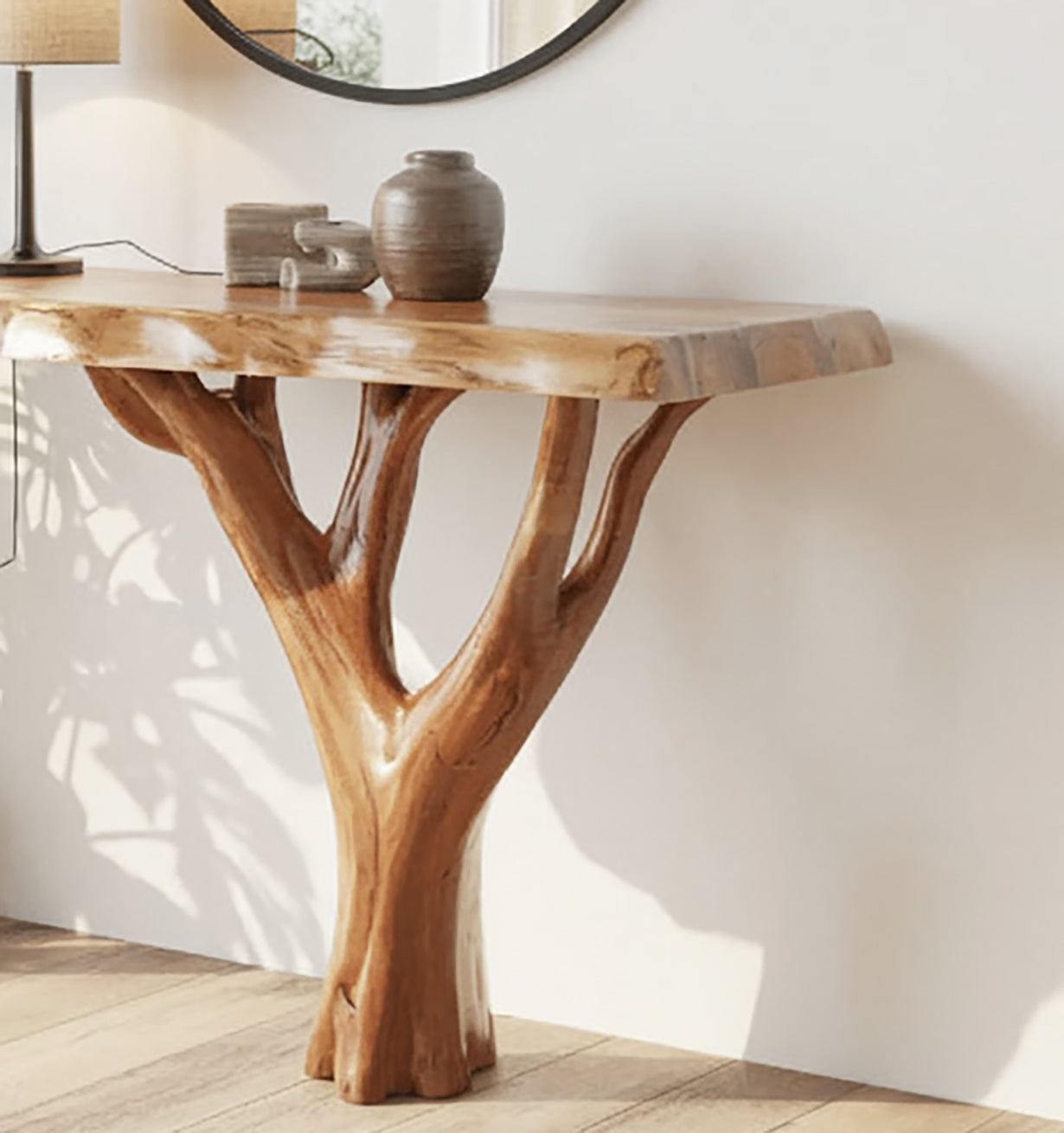 Handgefertigte Live-Edge-Konsole aus Massivholz mit natürlichem Holzfuß