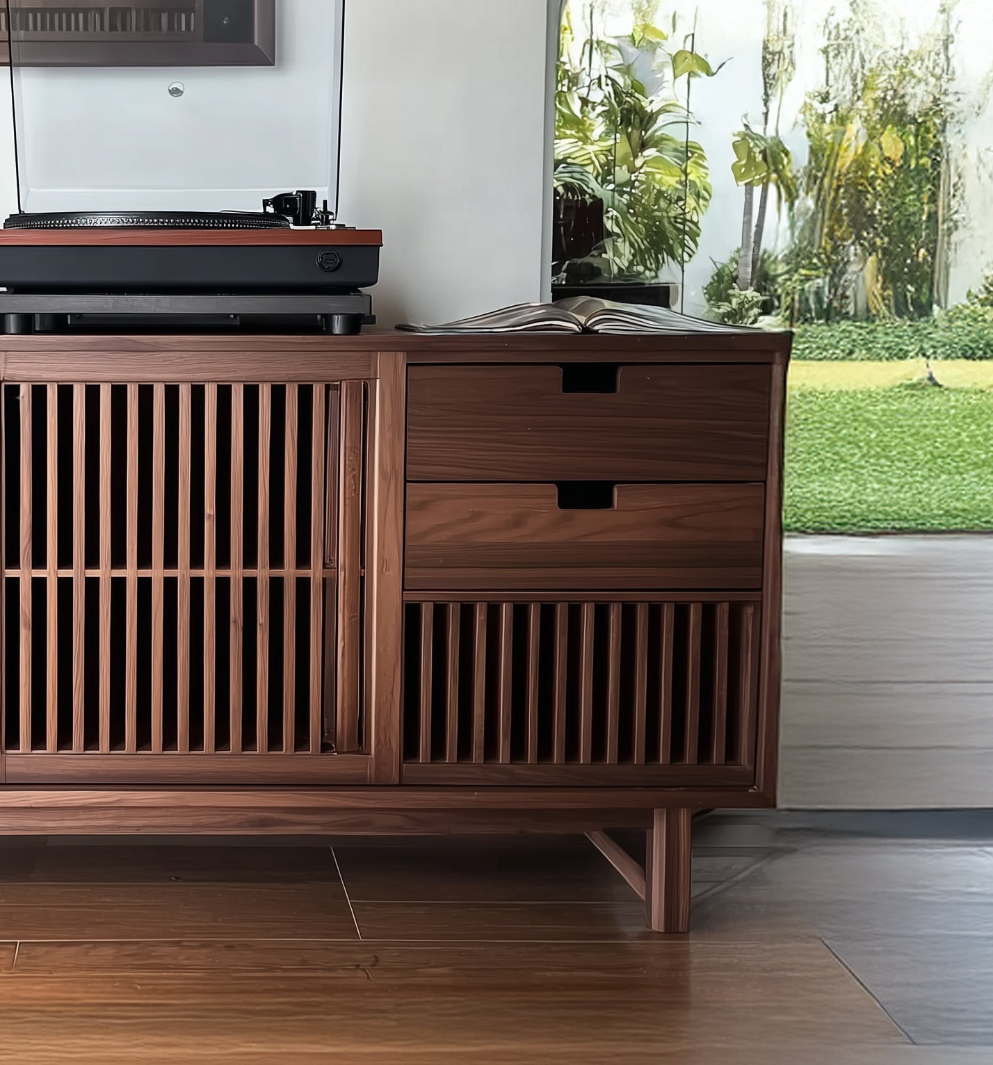 Handgefertigtes Plattenspieler-Regal aus Naturholz mit Stauraum und Schallplatten-Organizer