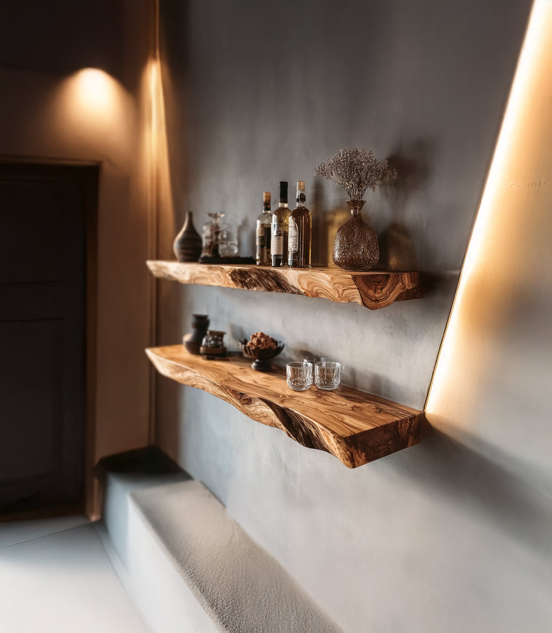 Handgefertigtes Live-Edge-Regal – Schwebendes Holzregal für Bar, Küche oder Flur