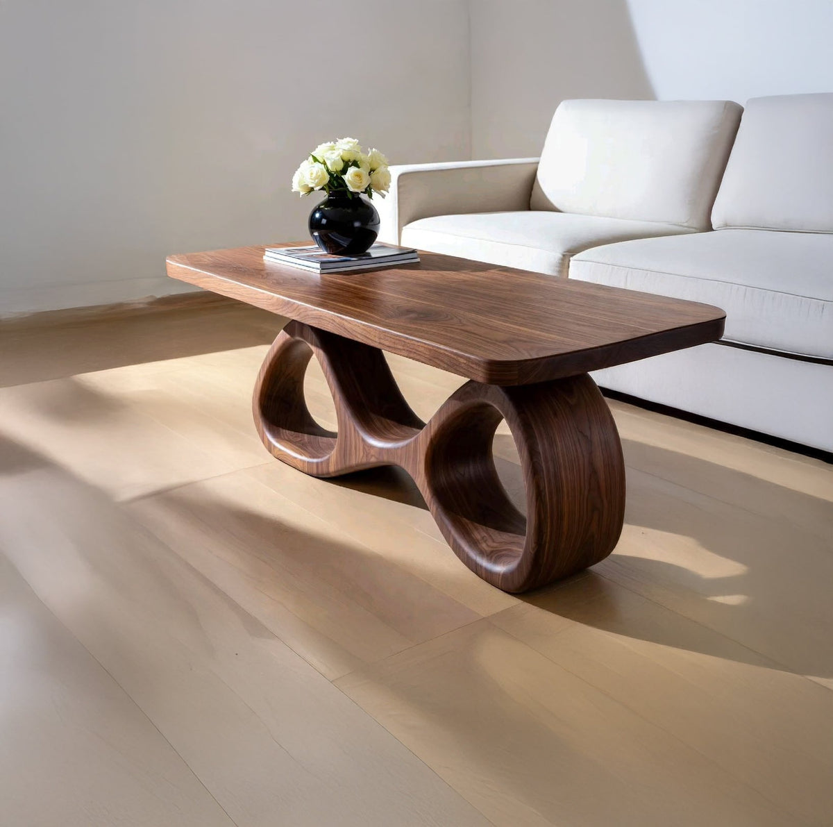 Handgefertigter Couchtisch aus Massivholz mit geschwungenem abstraktem Fuß – Mid-Century-Modern-Wohnzimmermöbel