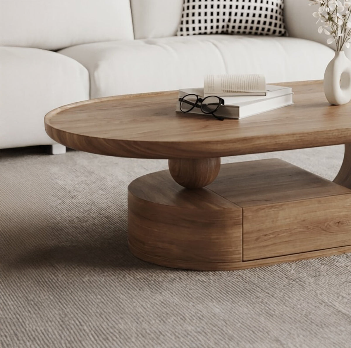 Skulpturaler Holz-Couchtisch im handgefertigten geschwungenen Design