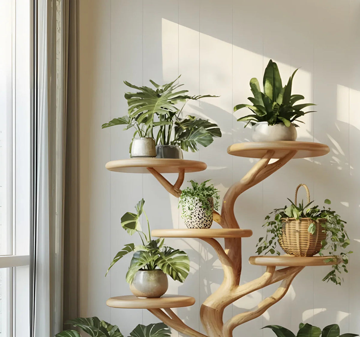 Baum-Pflanzenregal aus Holz für Zimmerpflanzen und Deko