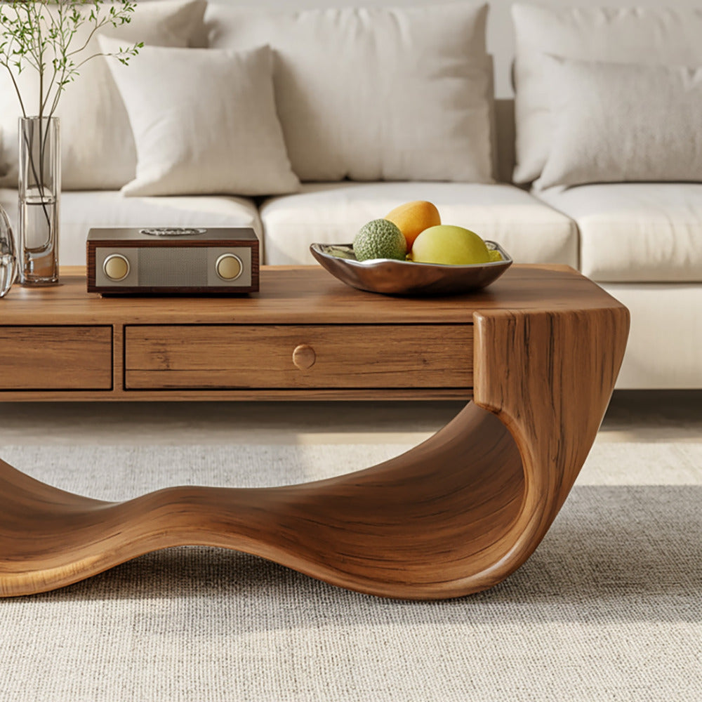 Künstlerischer Couchtisch aus Massivholz im skulpturalen Wellendesign