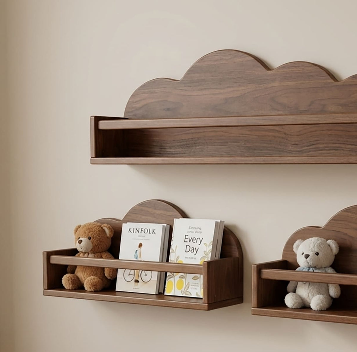 Schwebendes Bücherbrett aus Massivholz & Kinder-Wanddekor