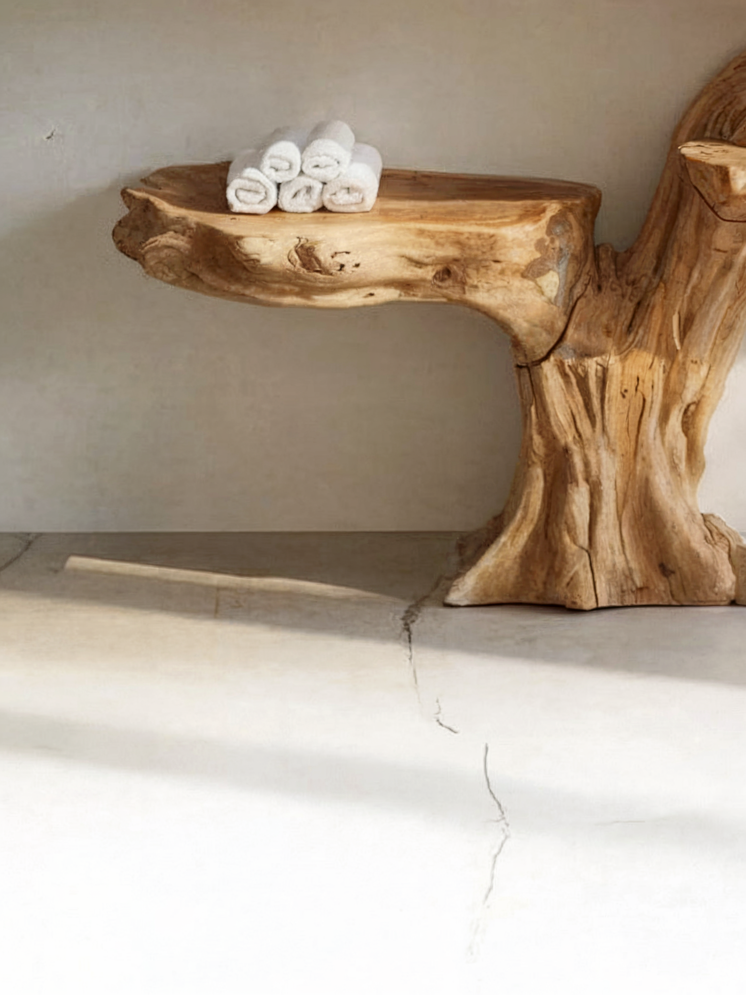 Rustikaler Wand-Waschtisch – recycelter Live-Edge-Holz-Waschtisch für das Badezimmer