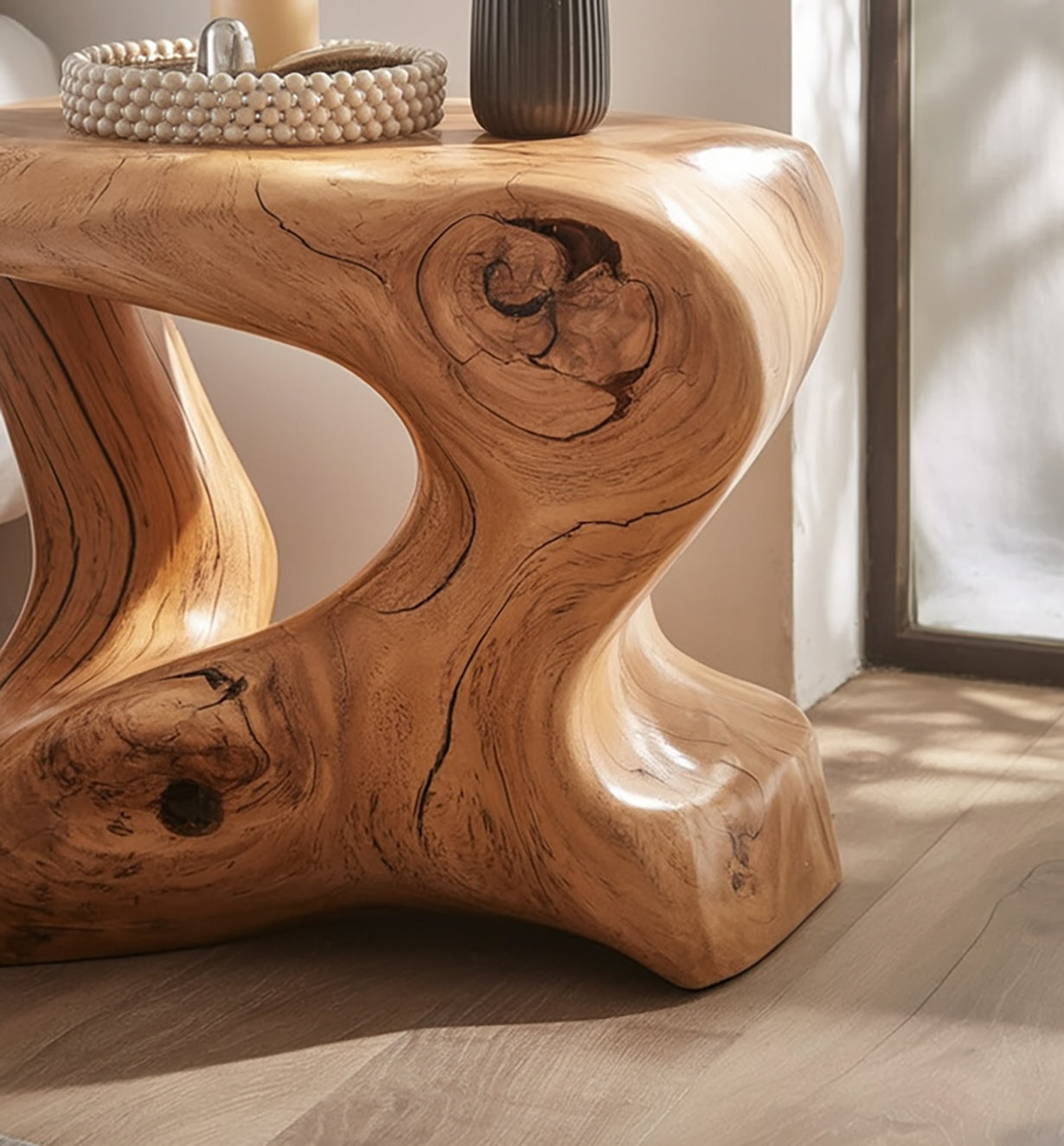 Rustikaler Landhaus-Nachttisch – handgefertigter Holztisch mit Schublade