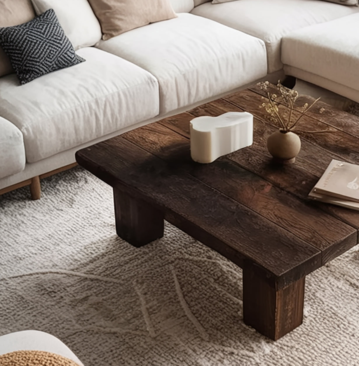 Couchtisch aus Kastanienholz – Handgefertigt im Farmhouse Stil