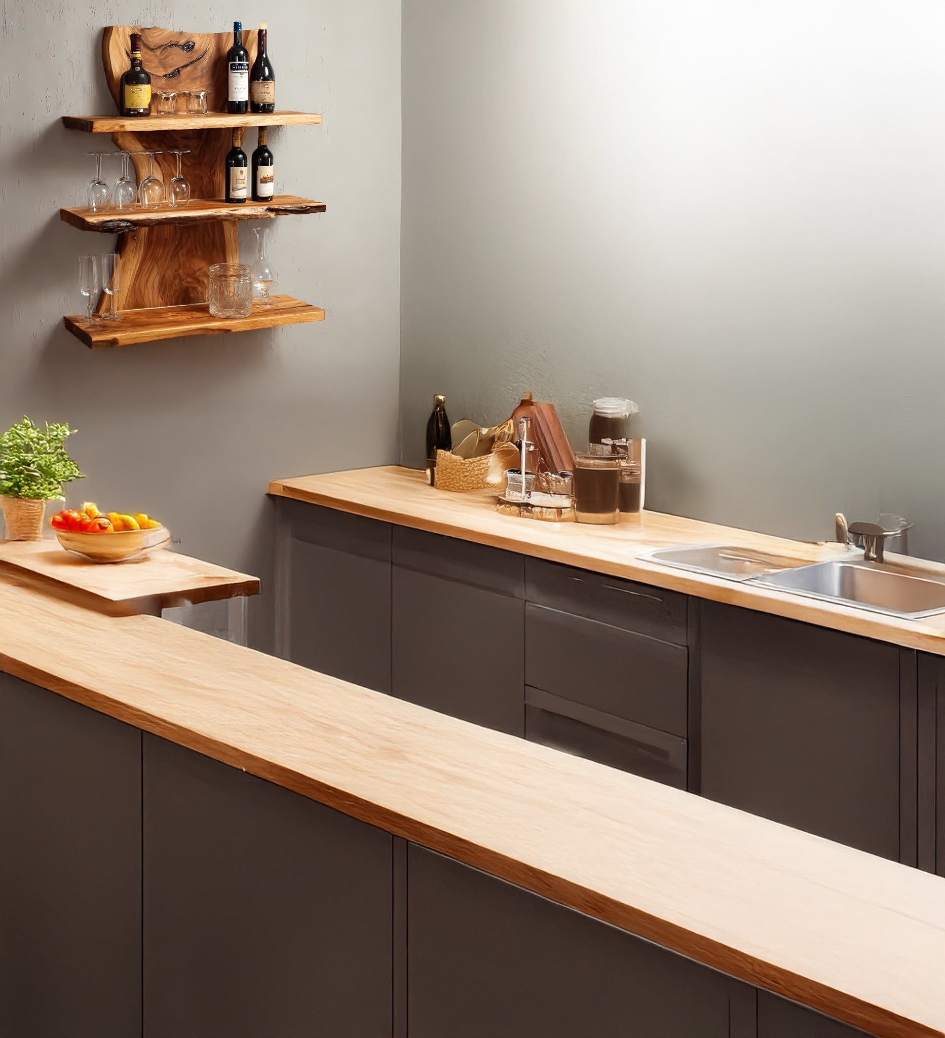 Handgefertigtes 3-stöckiges Live Edge Barregal – rustikales Wandregal für Hausbar