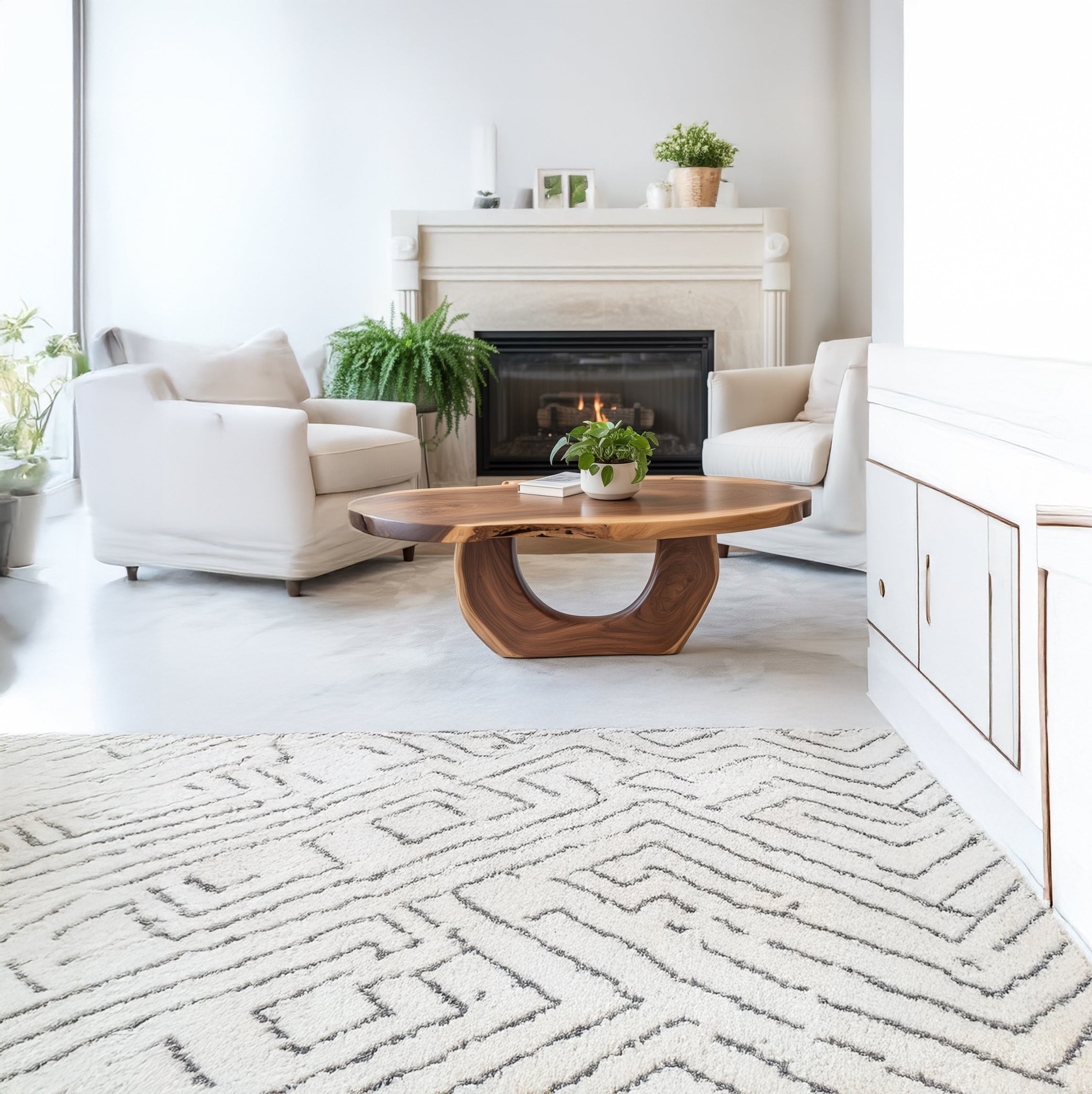 Rustikaler Couchtisch aus Massivholz – Baumkante, Landhausstil, Upcycling-Holz