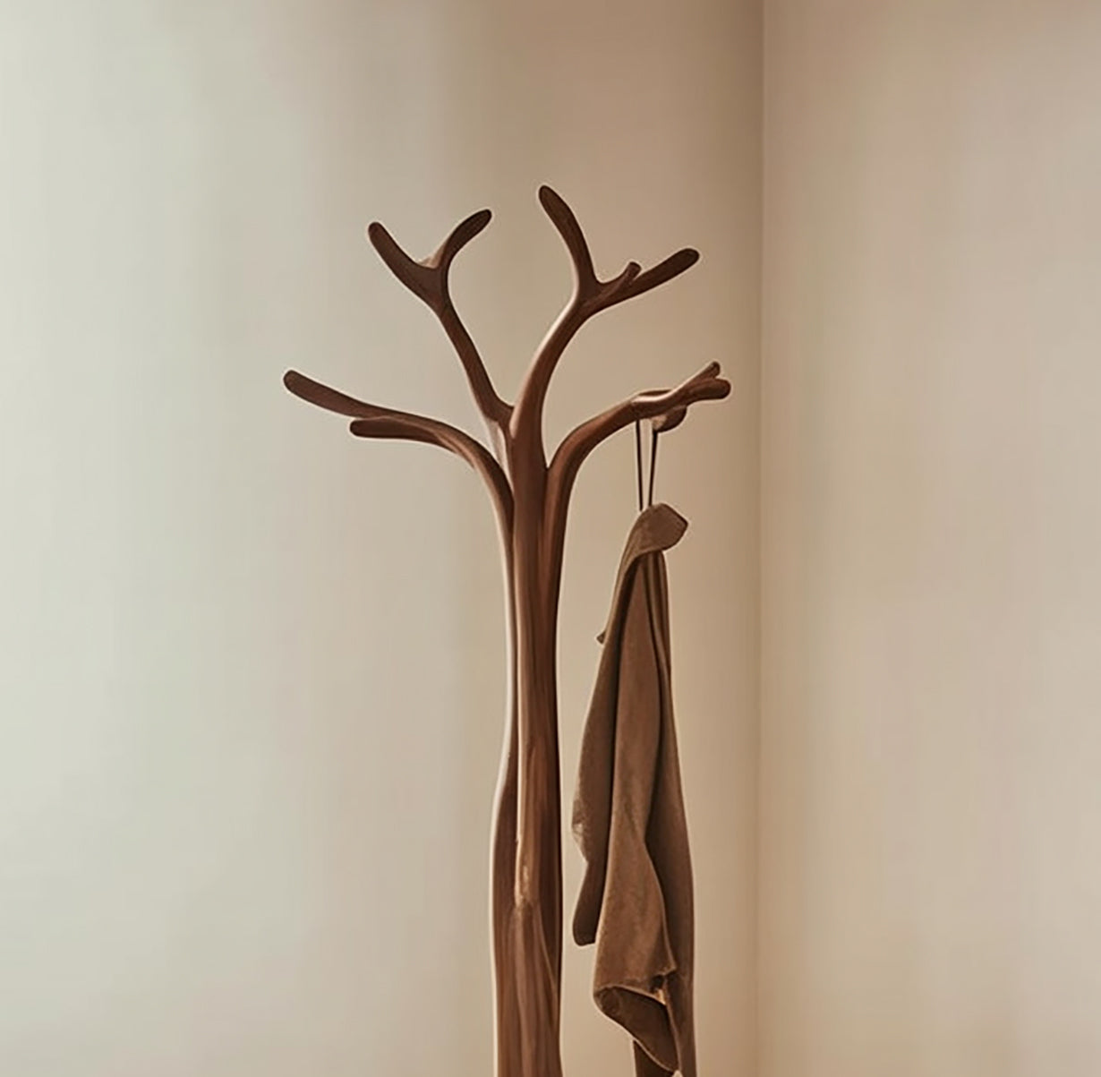 Hängende Kleiderstange aus Holz – Baumzweig Wandgarderobe im Vintage-Stil